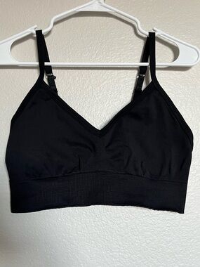 Lululemon Black Seamless Sports Bra | Adjustable Straps | Women’s Size 10